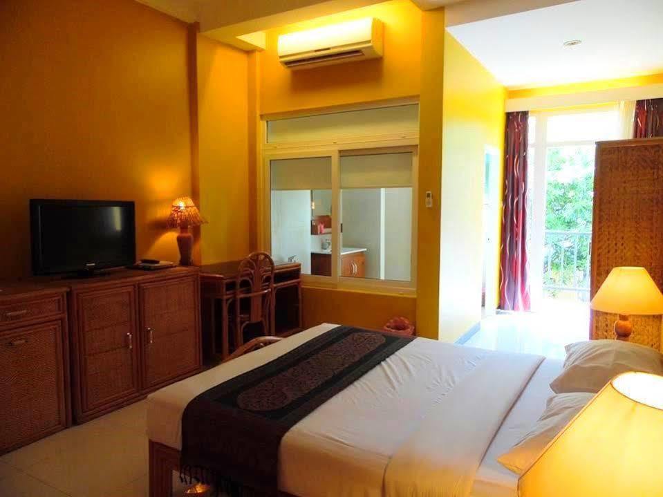 Day Inn Hotel Ban Nongdouang Eksteriør bilde
