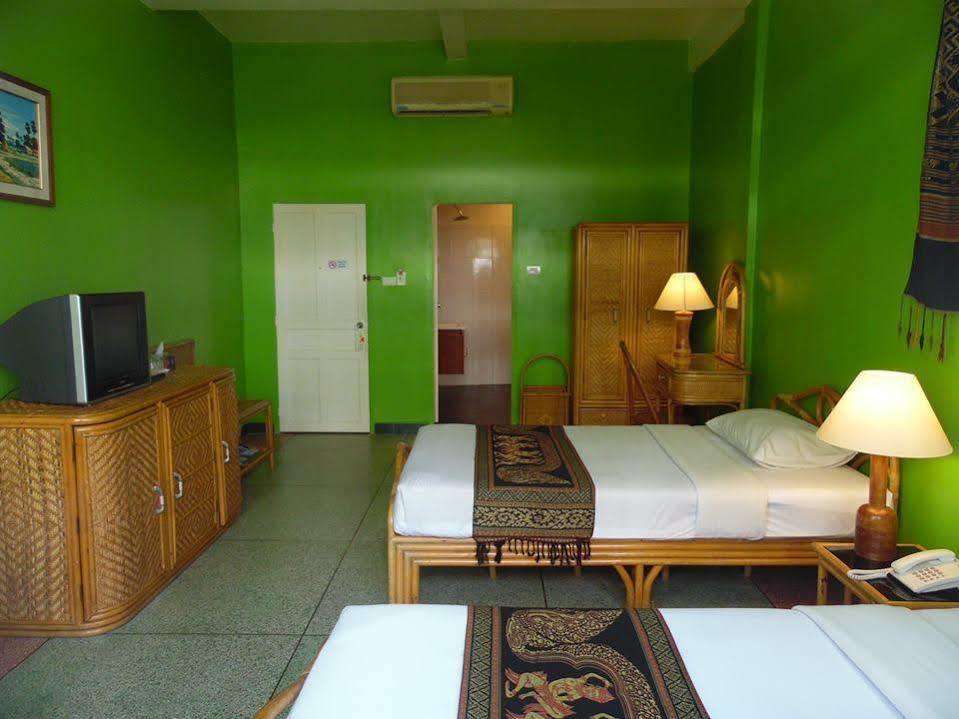 Day Inn Hotel Ban Nongdouang Eksteriør bilde