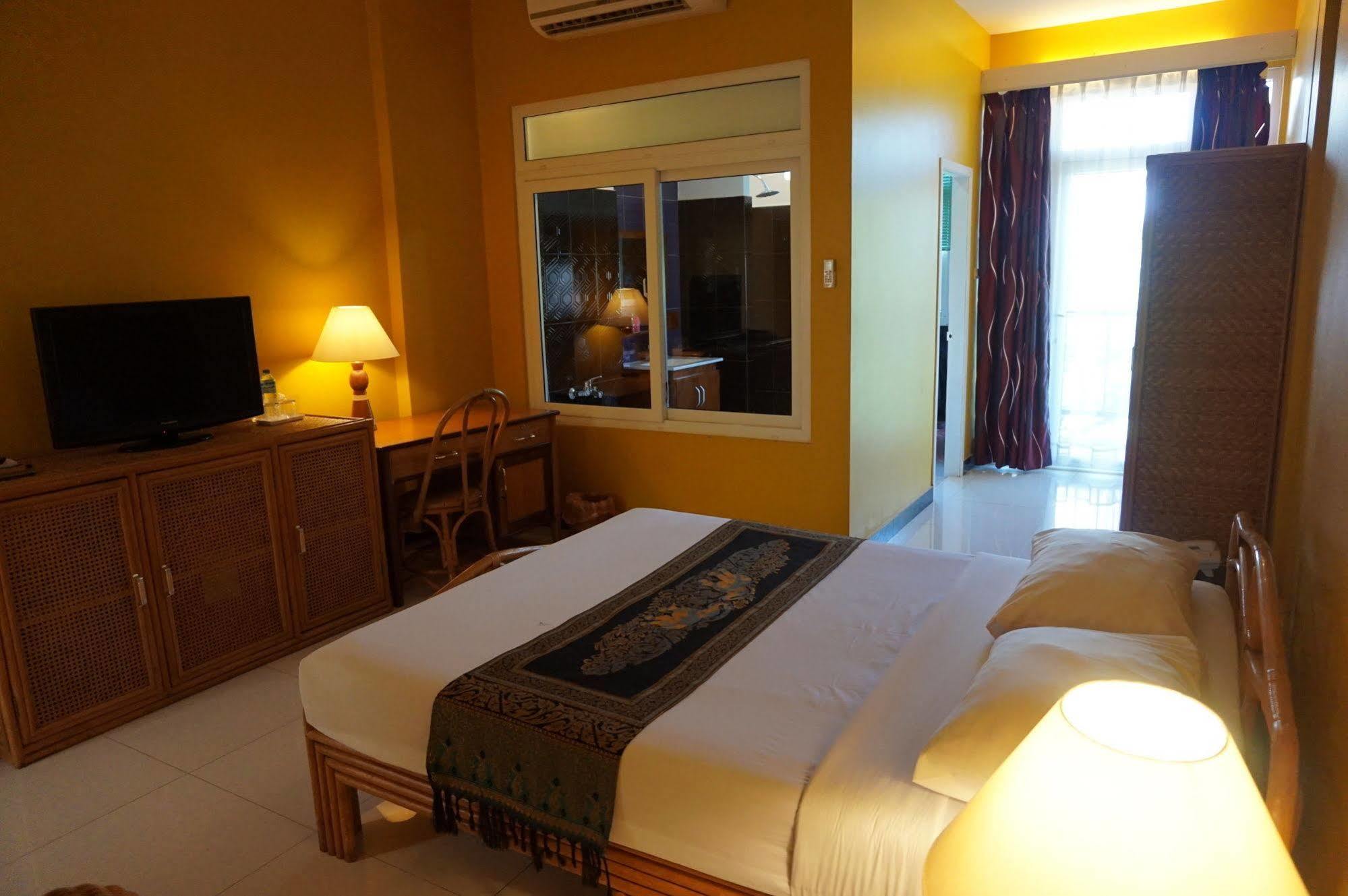 Day Inn Hotel Ban Nongdouang Eksteriør bilde