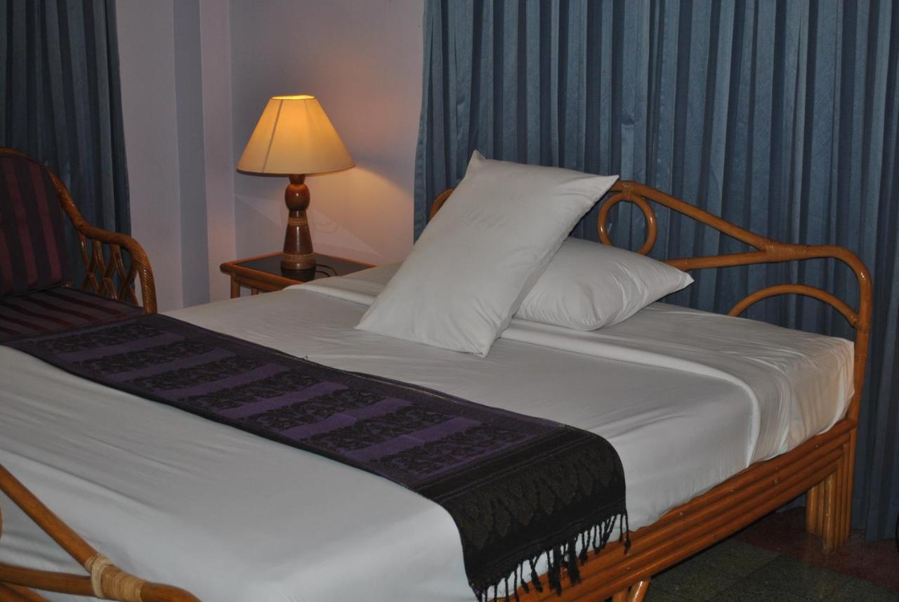 Day Inn Hotel Ban Nongdouang Eksteriør bilde