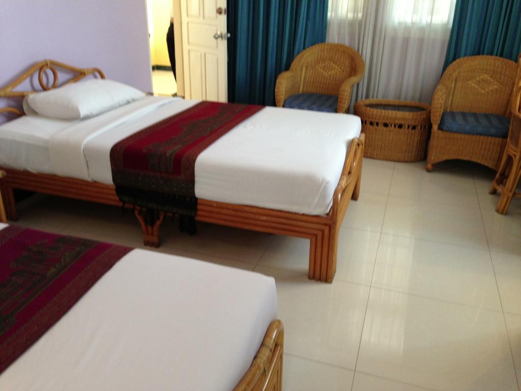 Day Inn Hotel Ban Nongdouang Eksteriør bilde